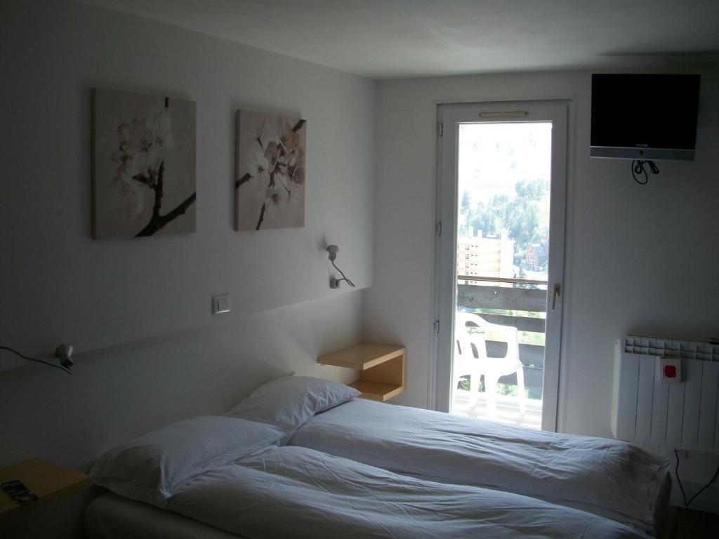 Hotel Turan Λε Ντεζ Αλπ Δωμάτιο φωτογραφία