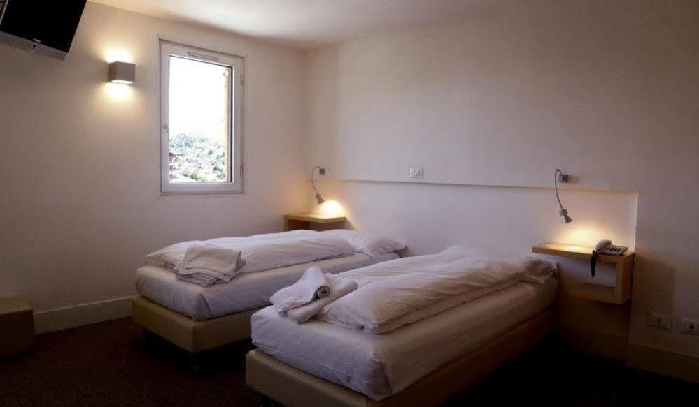 Hotel Turan Λε Ντεζ Αλπ Εξωτερικό φωτογραφία